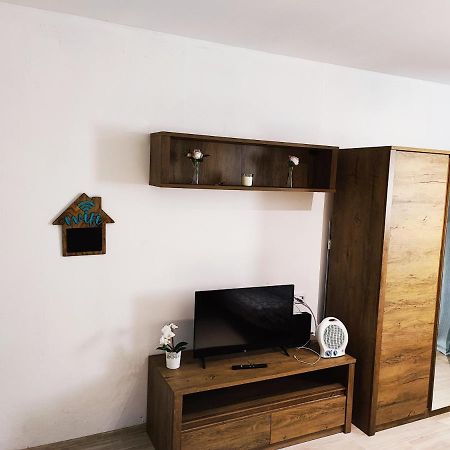 Апартаменты White Rose Studio Basement Будапешт Экстерьер фото