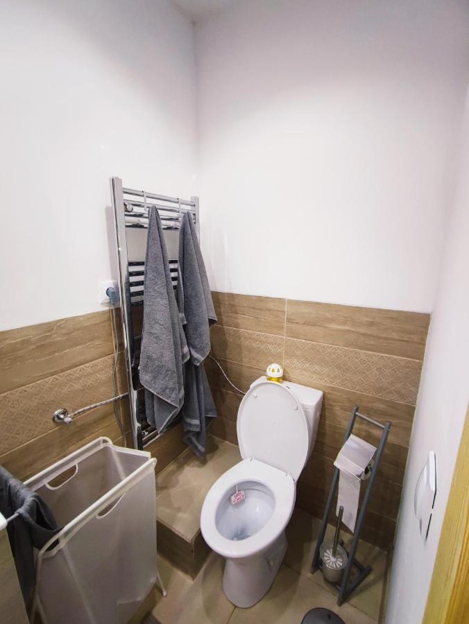 Апартаменты White Rose Studio Basement Будапешт Экстерьер фото